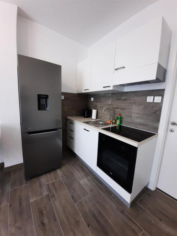 Appartamento Apartman The Godfather Makarska Esterno foto