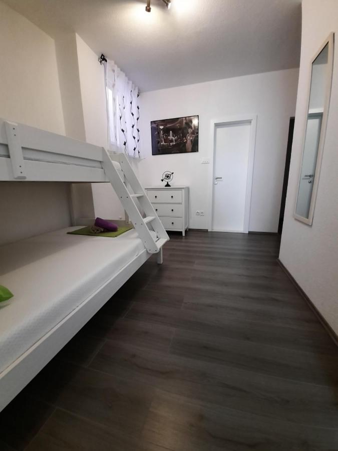 Appartamento Apartman The Godfather Makarska Esterno foto