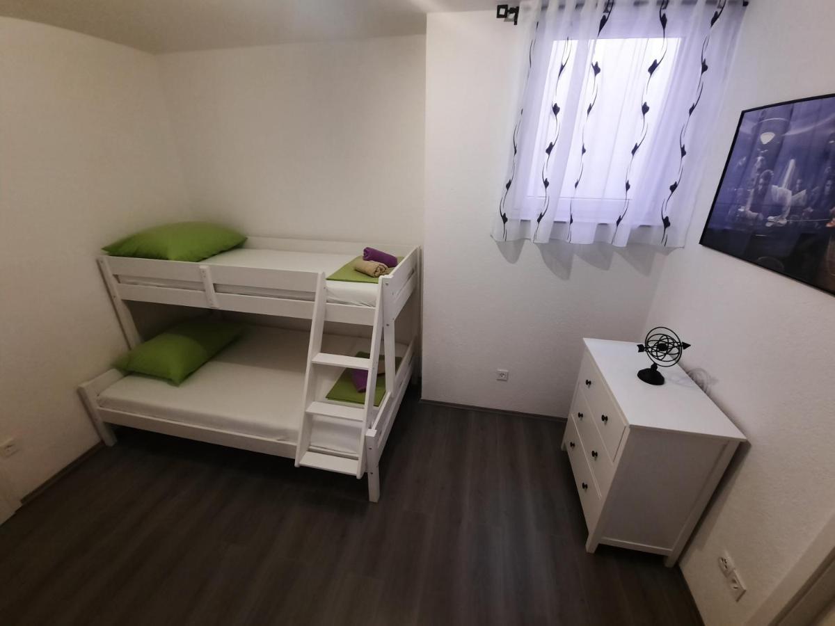 Appartamento Apartman The Godfather Makarska Esterno foto